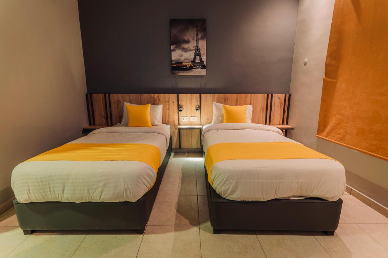 Baden Hotel Suites Amman Exterior photo