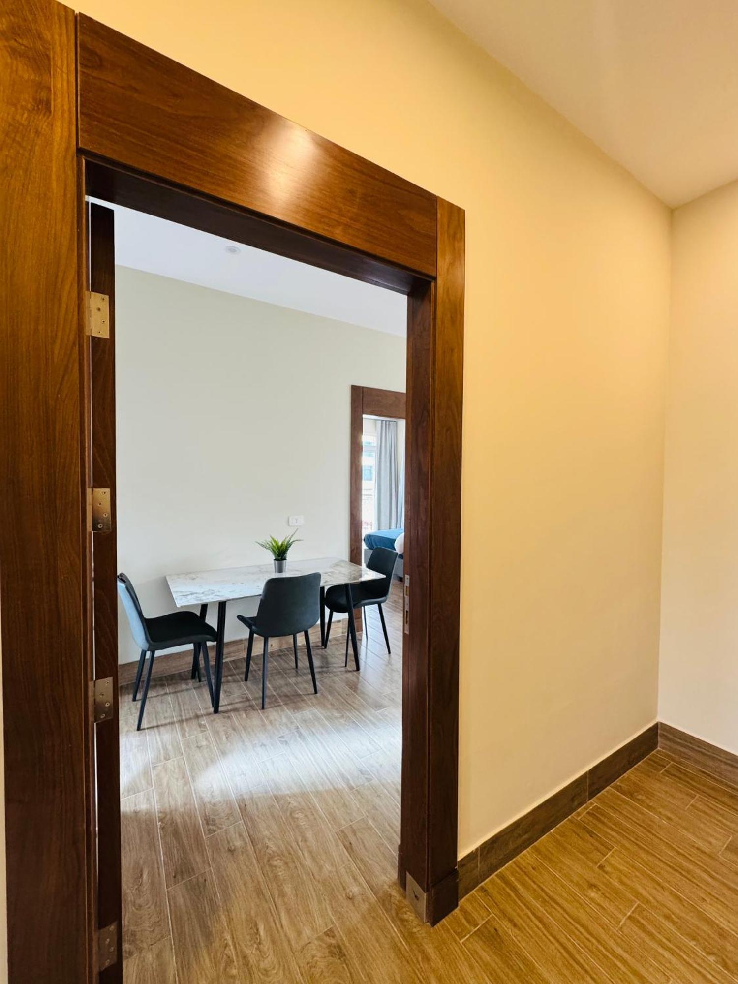 Baden Hotel Suites Amman Exterior photo