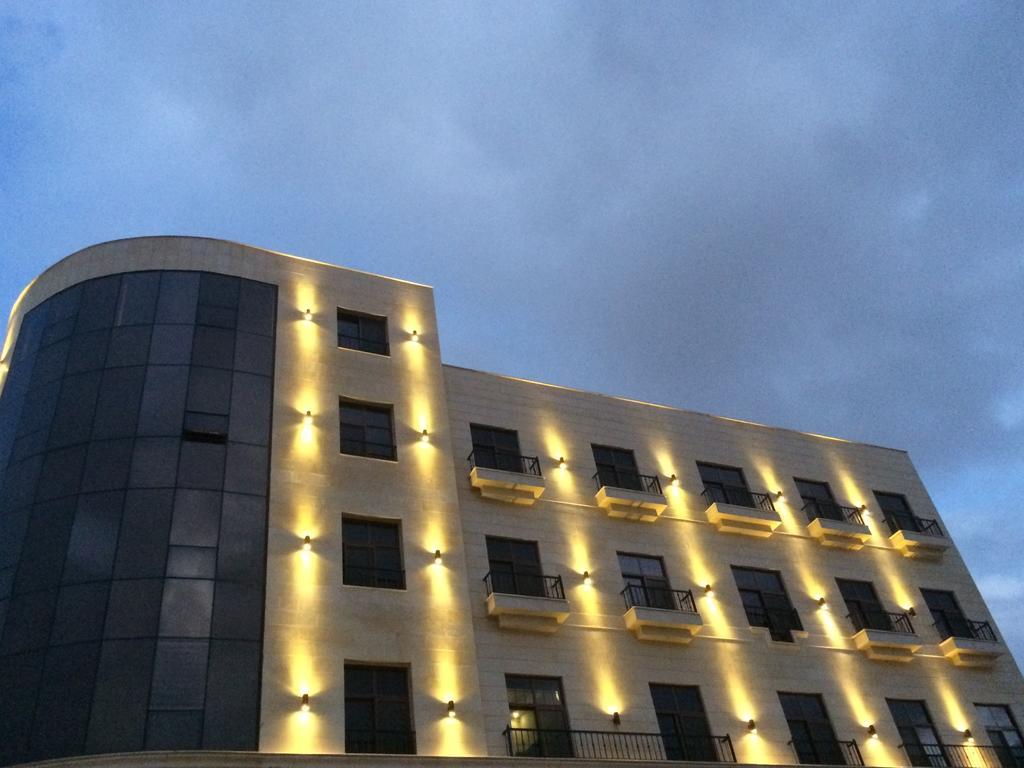 Baden Hotel Suites Amman Exterior photo